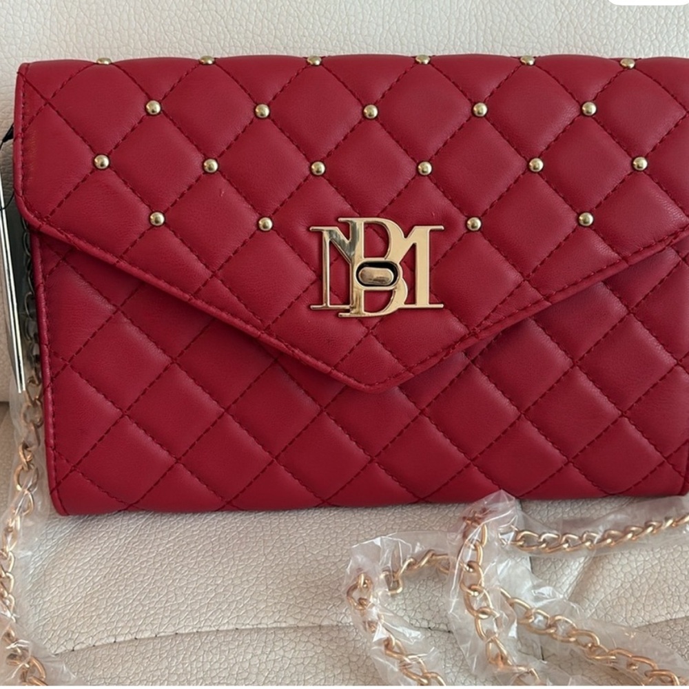 NWT Badgley Mischka Crossbody Diamond quilting bag Retail 129.
